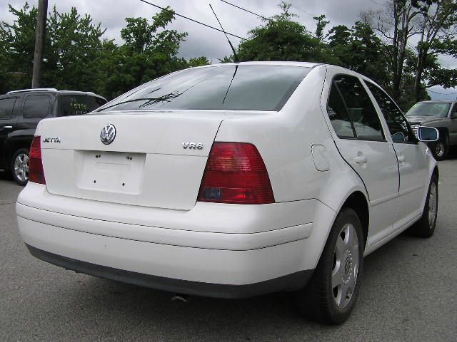 Volkswagen Jetta FX4 Off-road Pickup 4D 6 Ft Sedan