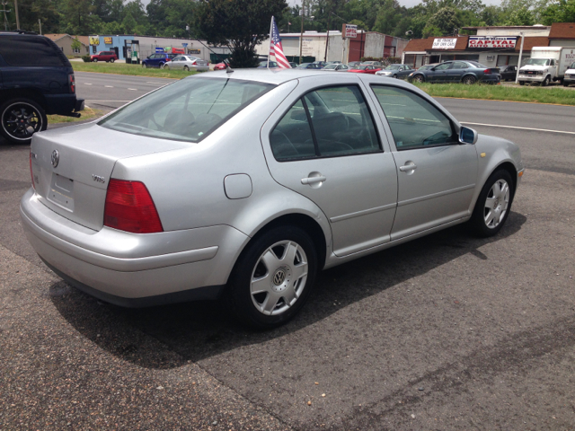 Volkswagen Jetta 2000 photo 6