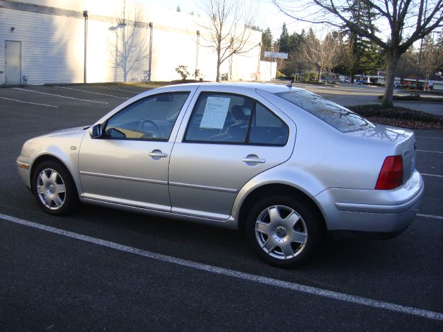 Volkswagen Jetta 2000 photo 2