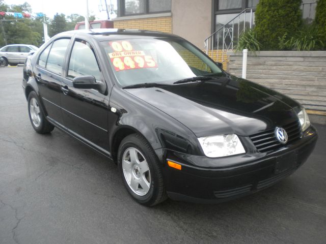 Volkswagen Jetta 2000 photo 2