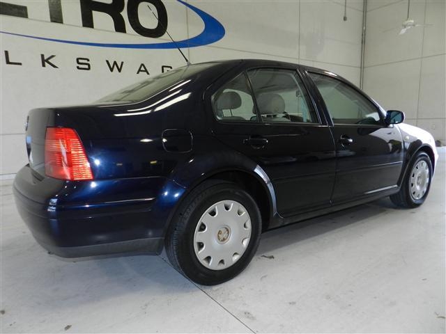 Volkswagen Jetta 2000 photo 2