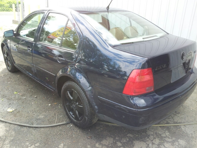 Volkswagen Jetta 2000 photo 2