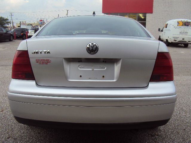 Volkswagen Jetta 2000 photo 1