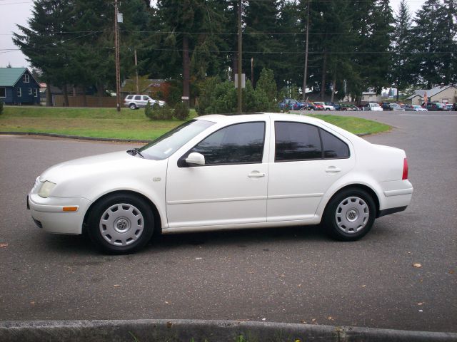 Volkswagen Jetta 2000 photo 1