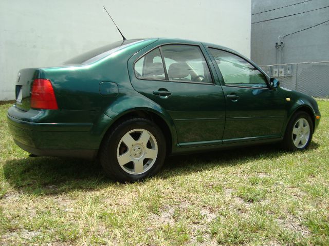 Volkswagen Jetta 2000 photo 2