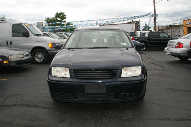 Volkswagen Jetta 2000 photo 3