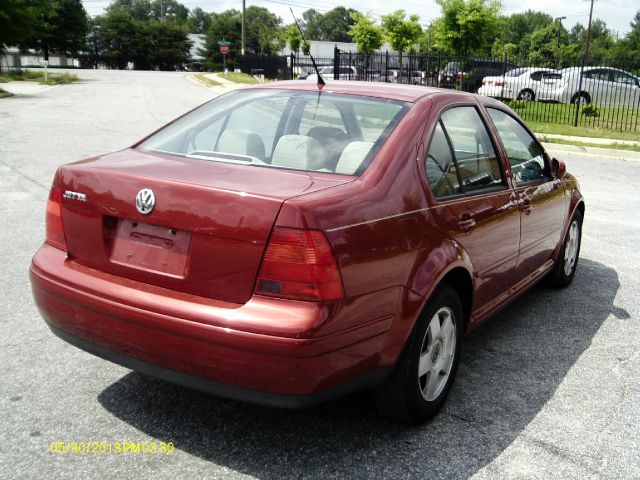 Volkswagen Jetta 2000 photo 2