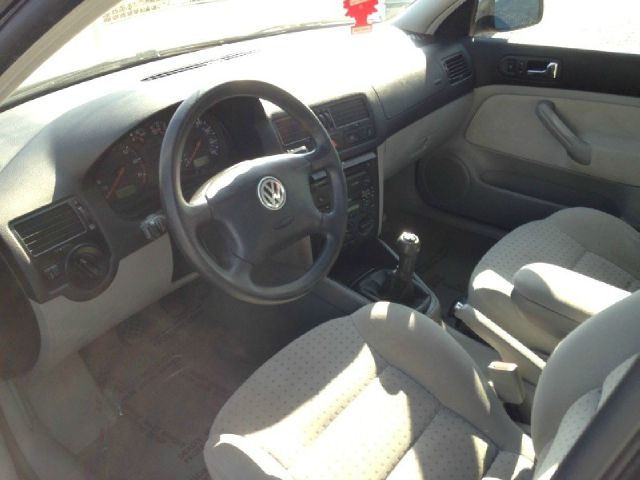 Volkswagen Jetta 2000 photo 1