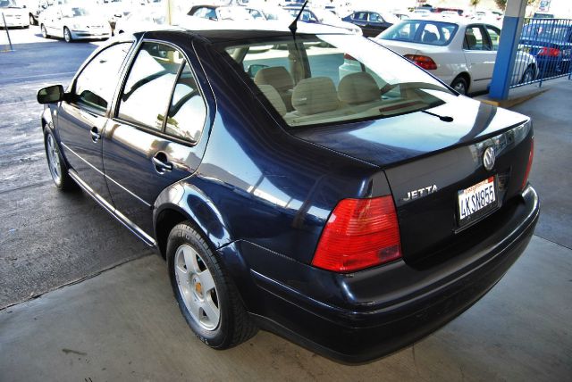 Volkswagen Jetta 2000 photo 4