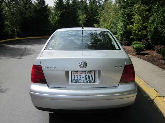 Volkswagen Jetta 2000 photo 1