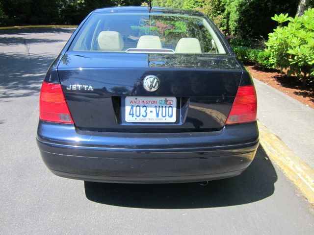 Volkswagen Jetta 2000 photo 2