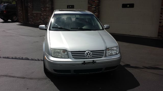 Volkswagen Jetta 2000 photo 2