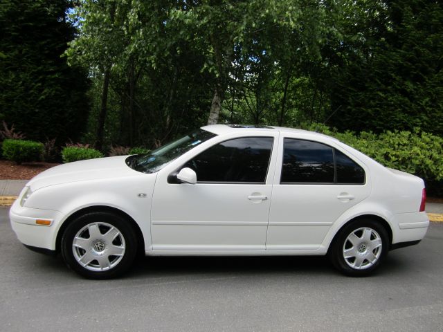 Volkswagen Jetta SE Crew Cab 4WD FFV Sedan