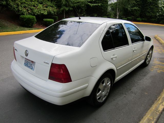 Volkswagen Jetta 2000 photo 2