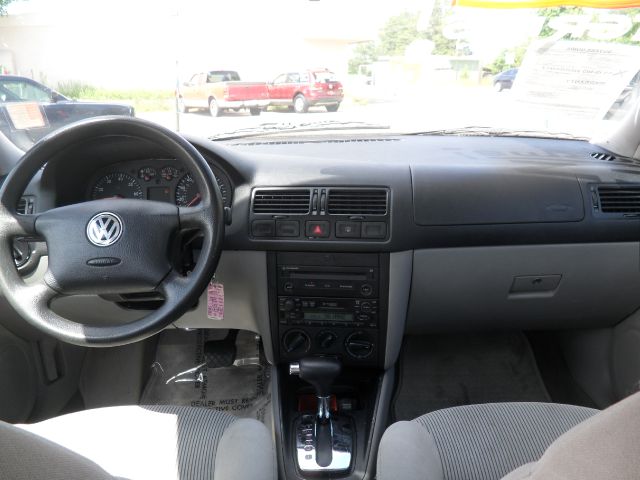 Volkswagen Jetta 2001 photo 12