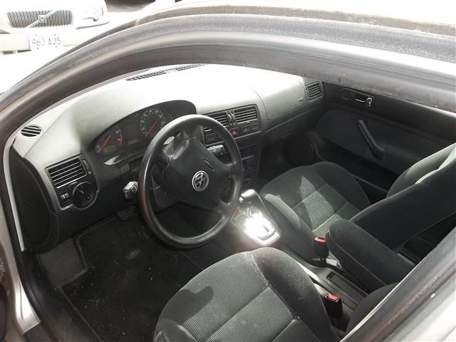 Volkswagen Jetta 2001 photo 2