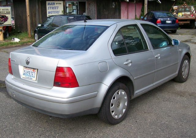 Volkswagen Jetta 2001 photo 2