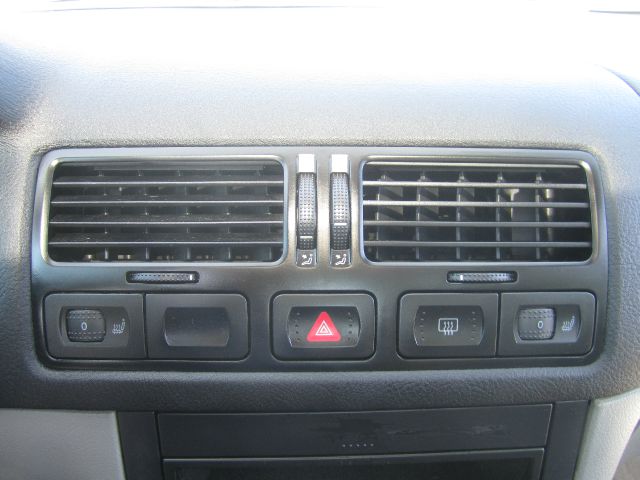 Volkswagen Jetta 2001 photo 1