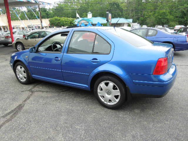 Volkswagen Jetta FX4 Off-road Pickup 4D 6 Ft Sedan