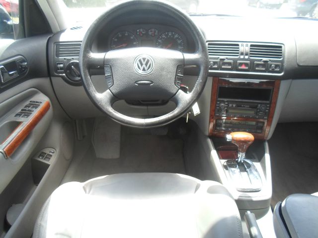 Volkswagen Jetta 2001 photo 2