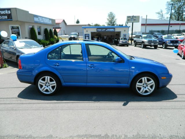 Volkswagen Jetta SE Crew Cab 4WD FFV Sedan