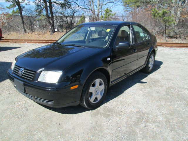 Volkswagen Jetta Quad Cab 4x2 Shortbox XLT Sedan