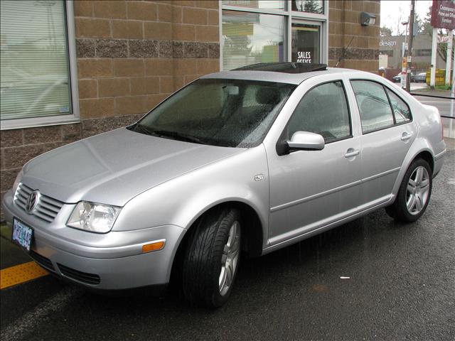 Volkswagen Jetta XJ Supercharged Sedan Sedan