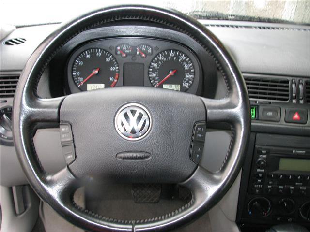 Volkswagen Jetta 2002 photo 4