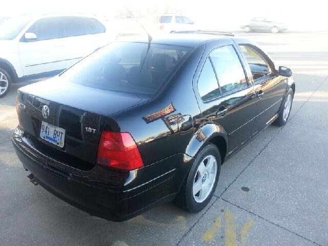 Volkswagen Jetta 2002 photo 1