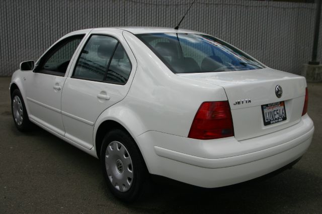 Volkswagen Jetta 2002 photo 1