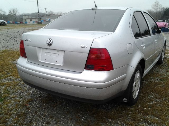 Volkswagen Jetta 2002 photo 2