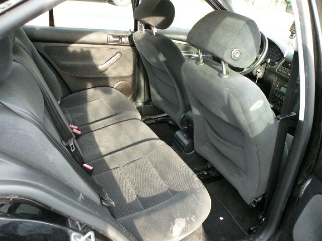 Volkswagen Jetta 2002 photo 2