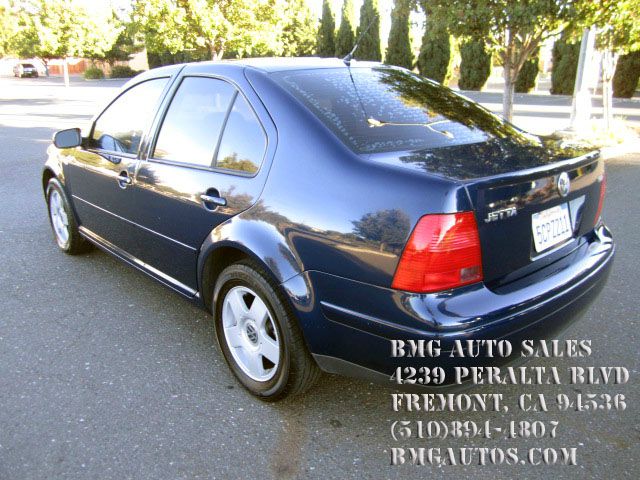 Volkswagen Jetta 2002 photo 2