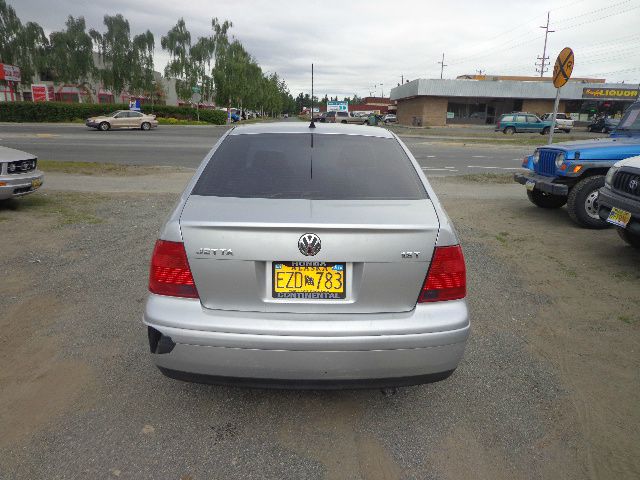 Volkswagen Jetta King Cab 4WD Sedan