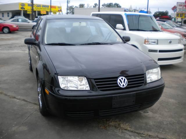 Volkswagen Jetta FWD 4dr Sport Sedan