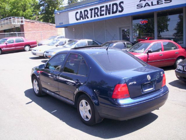 Volkswagen Jetta 2002 photo 4