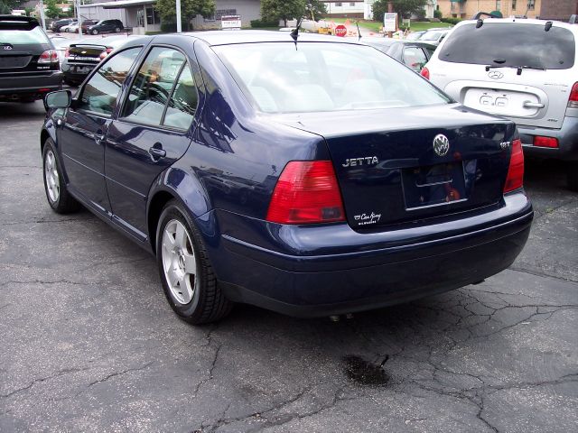 Volkswagen Jetta 2002 photo 1