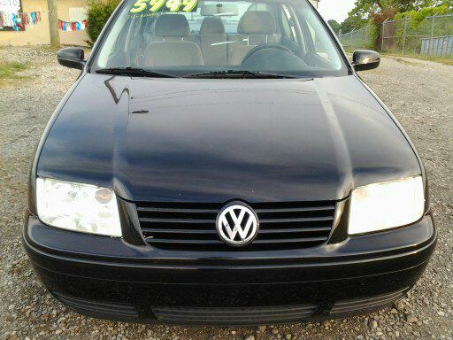 Volkswagen Jetta Quad Cab 4x2 Shortbox XLT Sedan