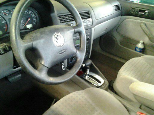 Volkswagen Jetta 2002 photo 2