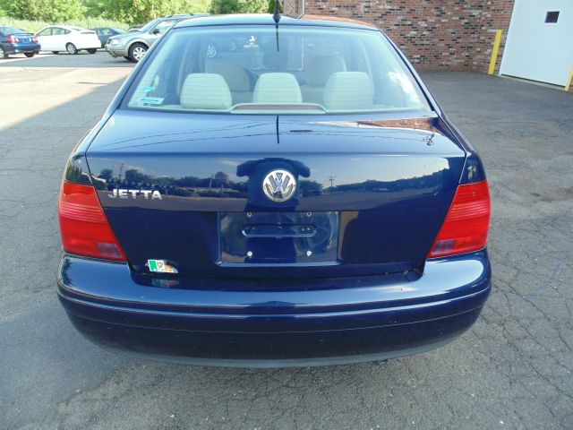 Volkswagen Jetta 2002 photo 4