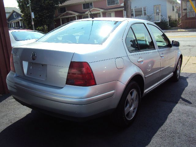 Volkswagen Jetta 2002 photo 2