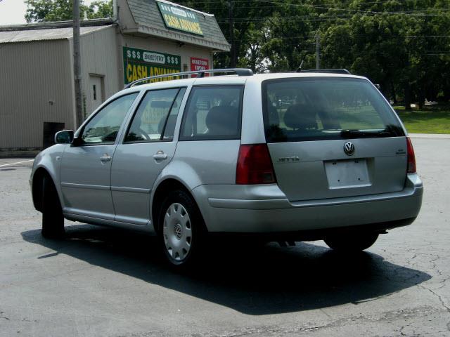 Volkswagen Jetta FWD 4dr Sport Wagon