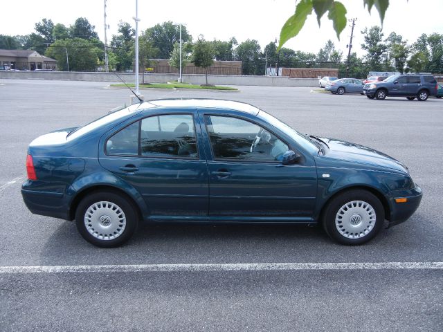 Volkswagen Jetta 2002 photo 1