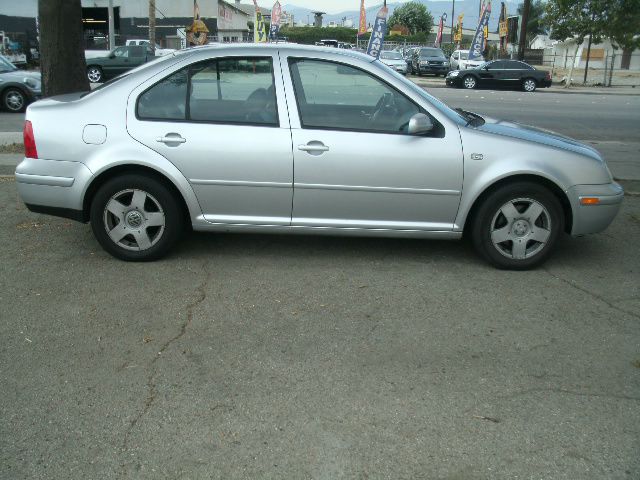 Volkswagen Jetta 2002 photo 1