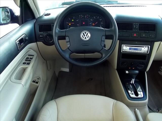 Volkswagen Jetta 2002 photo 2