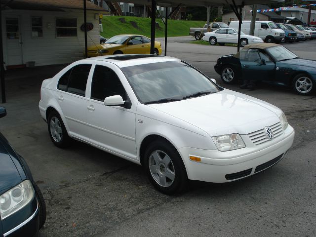 Volkswagen Jetta 2002 photo 2