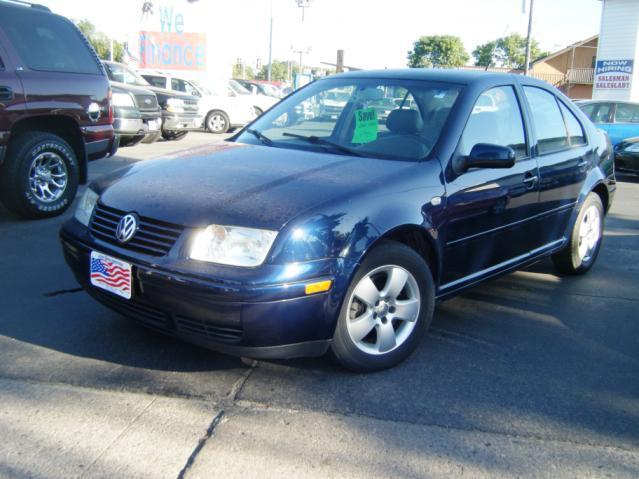 Volkswagen Jetta FWD 4dr Sport Sedan