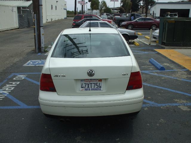 Volkswagen Jetta 2003 photo 2