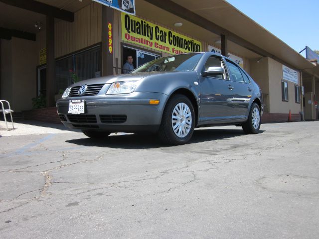 Volkswagen Jetta 2003 photo 1