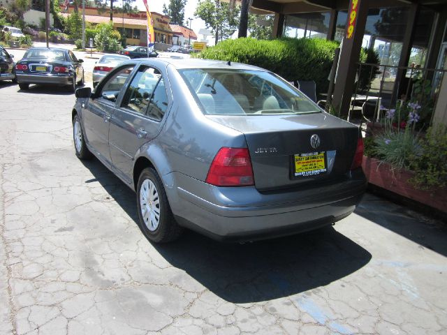 Volkswagen Jetta 2003 photo 12